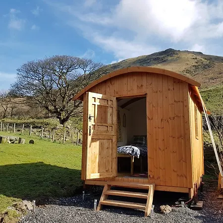 Luxury tent Stybeck Farm Shephards Hut Thirlmere