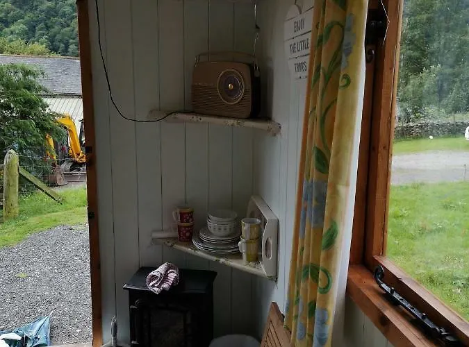 Stybeck Farm Shephards Hut