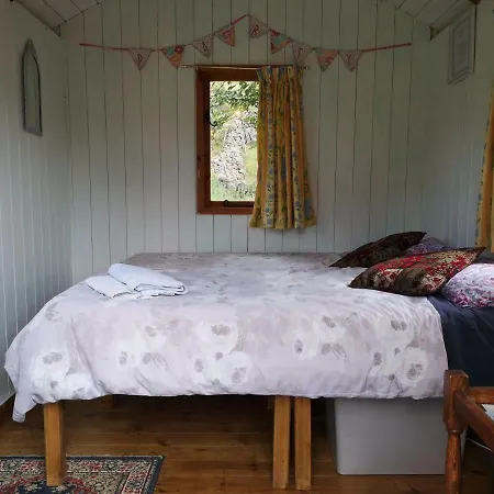Stybeck Farm Shephards Hut Luxury tent